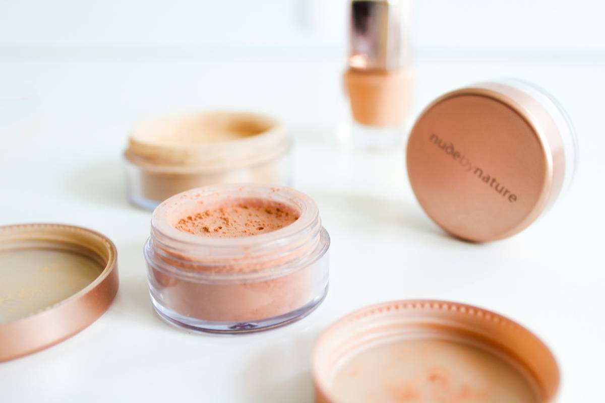 Organic Makeup Idea: The Minimalist’s Blueprint for Real Skin, Not Mask